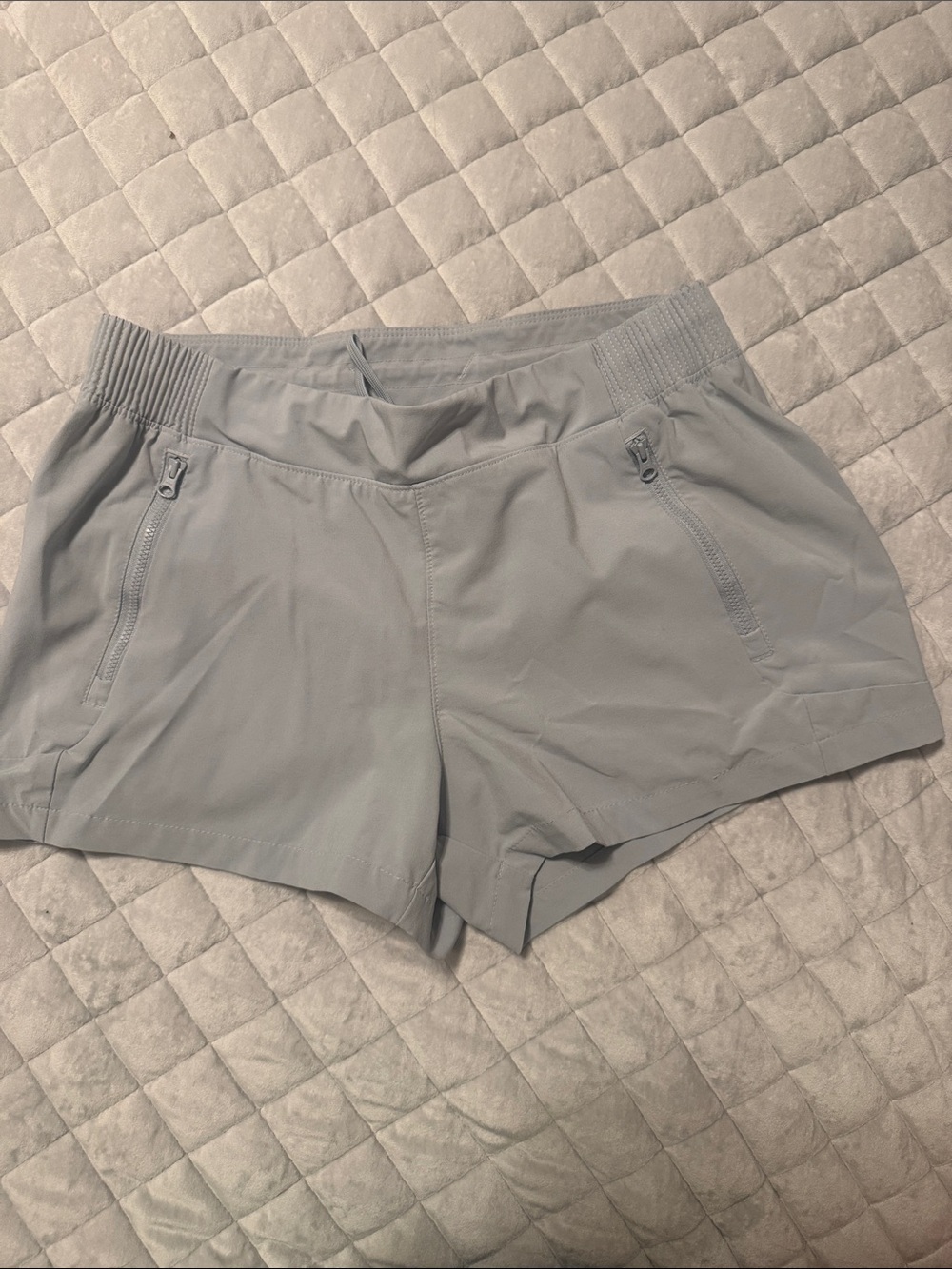 Columbia Light Gray Women's Athletic Shorts with Zipper Pockets